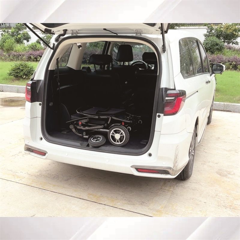 Lightweight Folding Power Wheelchair with DC24V150W*2 Motor and All Carbon Fiber Frame